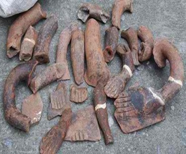 Pottery, about 2000 years old, from Sultan Kudarat (courtesy of www.telegraph.co.uk)
