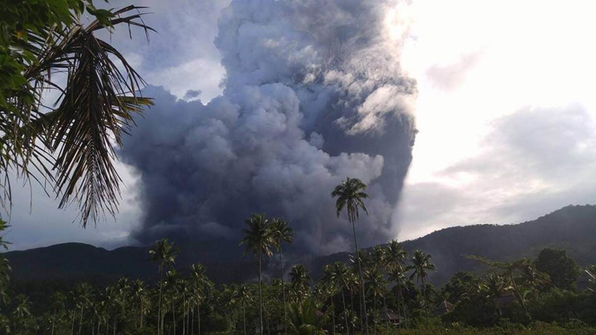 Bulusan Volcano Eruption this Afternoon – No direct Danger News from ...